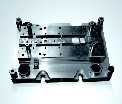 五金連續(xù)模 精密制造的工業(yè)藝術